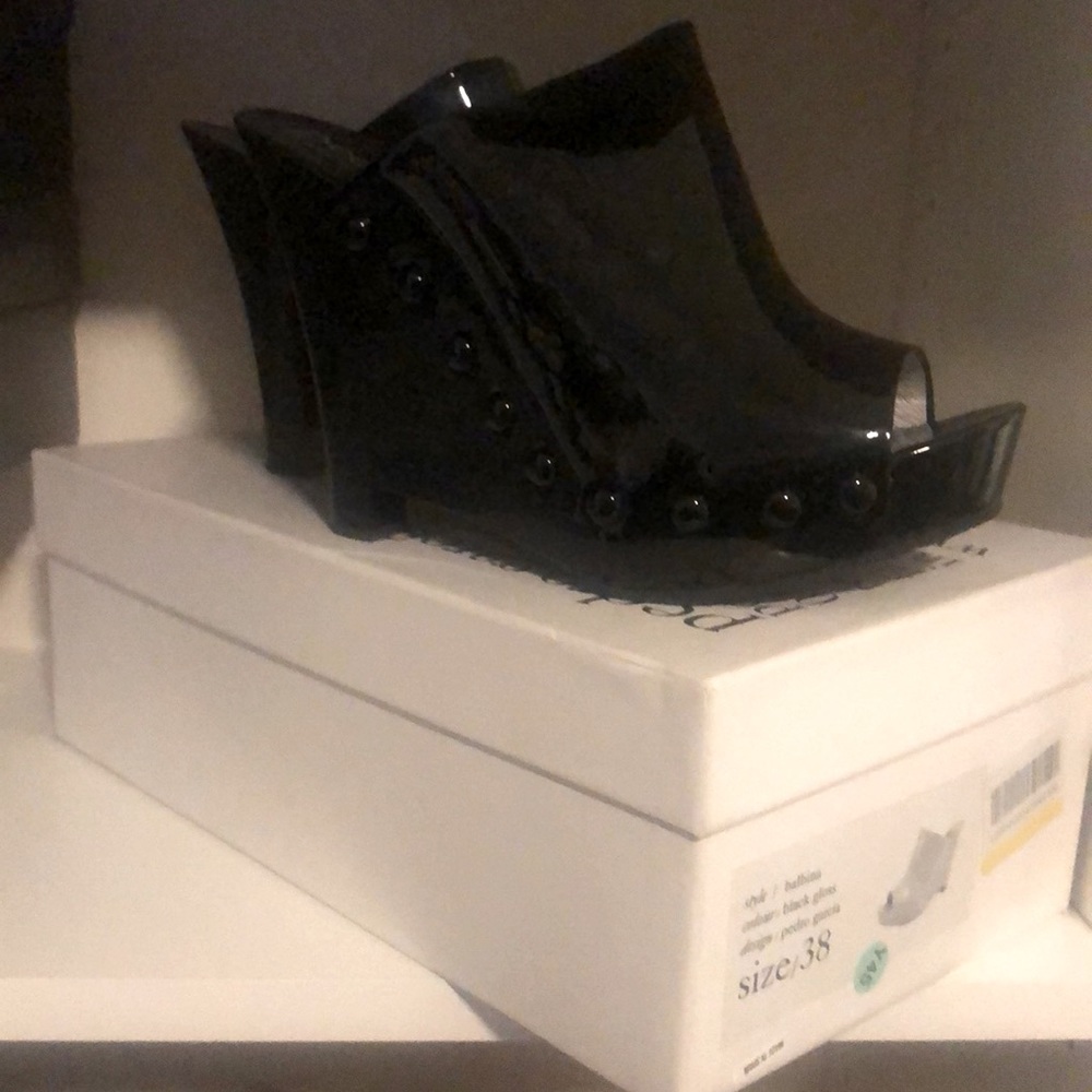 Black Patent Platform/wedge. New